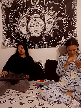 abby n emily online show from 2, 4, 2026