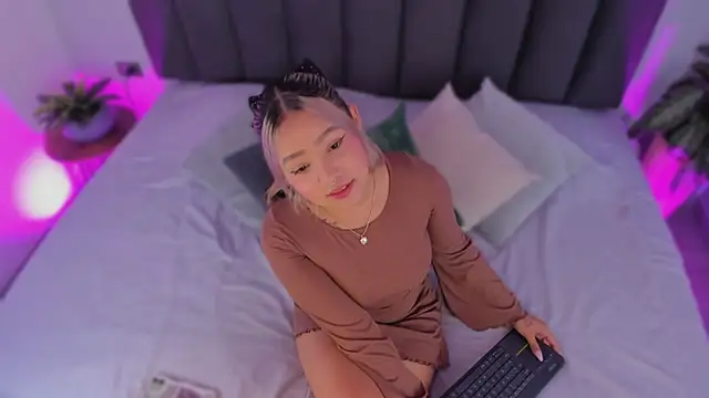 AilanaCortes online show from 24, 4, 2026