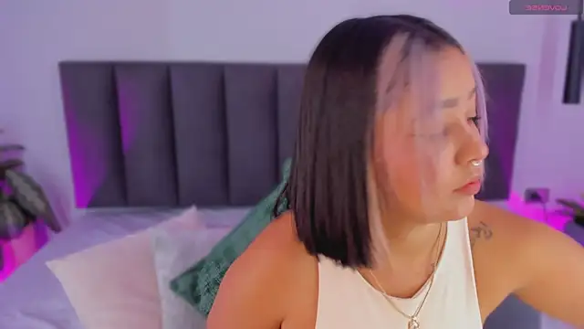 AilanaCortes online show from 25, 4, 2026