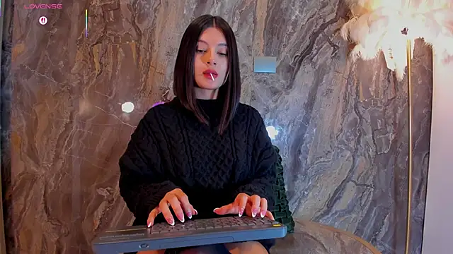 Rashel Frost  online show from 16, 11, 2025