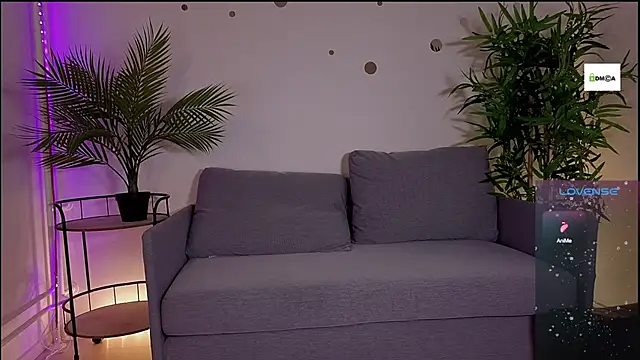 cute cake online show from 8, 6, 2026