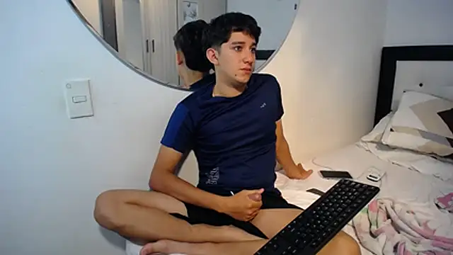 Snapshot of Dravith_Valery chatting on 21, 11, 2025 Dravith Valery online show from 21, 11, 2025