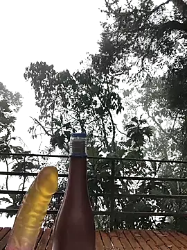 Sweet Bella Valery online show from 21, 12, 2025