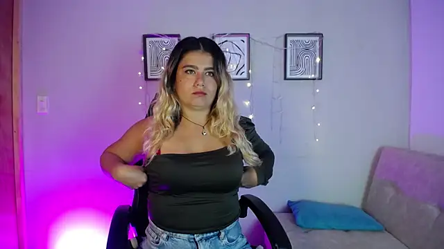 Sweet Bella Valery online show from 1, 4, 2026