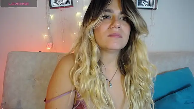 Sweet Bella Valery online show from 28, 4, 2026