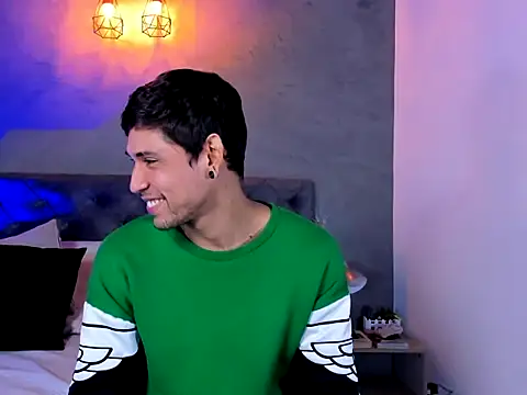 MaxHuston online show from 15, 10, 2025