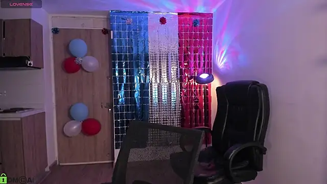 Mikeyvioleta  online show from 17, 7, 2026