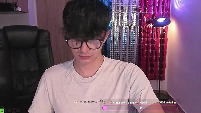 Mikeyvioleta  online show from 31, 7, 2026