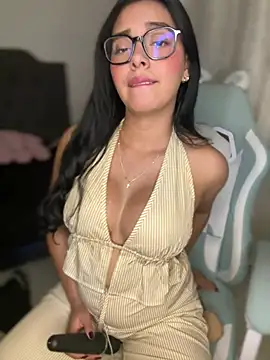 MiaSofia   online show from 22, 4, 2026