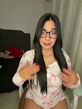 MiaSofia   online show from 29, 4, 2026