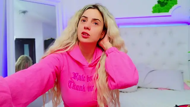 AriannaSins online show from 8, 1, 2025