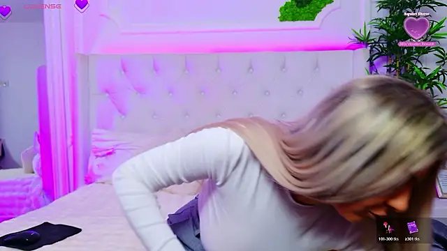 AriannaSins online show from 5, 3, 2026