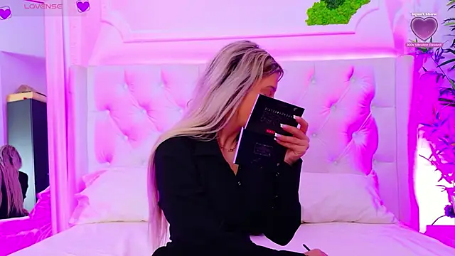 AriannaSins online show from 30, 3, 2026