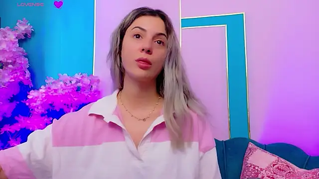 AriannaSins online show from 23, 7, 2026