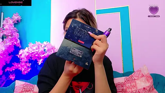 AriannaSins online show from 28, 7, 2026