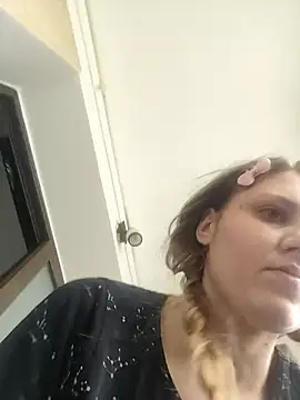 SandyCassie online show from 21, 4, 2026