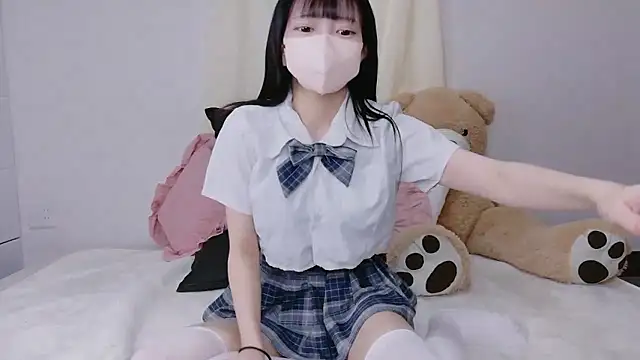 Snapshot of Mirai_oO16Oo chatting on 23, 10, 2025 Mirai oO16Oo online show from 23, 10, 2025