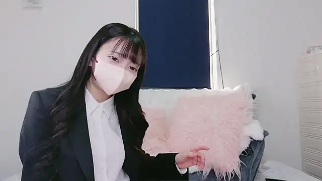 Snapshot of Mirai_oO16Oo chatting on 23, 11, 2025 Mirai oO16Oo online show from 23, 11, 2025