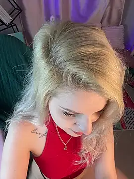 Snapshot of cold_blondie chatting on 10, 7, 2026 cold blondie online show from 10, 7, 2026