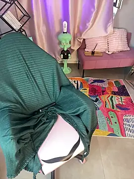 Snapshot of cold_blondie chatting on 6, 8, 2026 cold blondie online show from 6, 8, 2026
