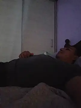 Snapshot of Rueditasss chatting on 16, 12, 2025 Rueditasss online show from 16, 12, 2025