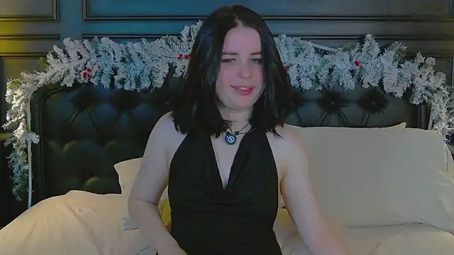 Snapshot of AliceLune chatting on 21, 12, 2025 AliceLune online show from 21, 12, 2025