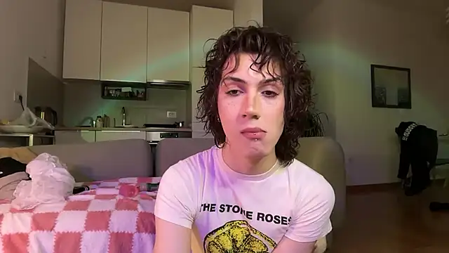 kira yoshika9e online show from 22, 4, 2026