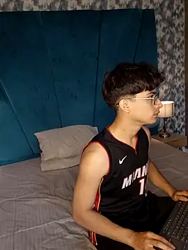 Aaron Eze online show from 20, 2, 2026