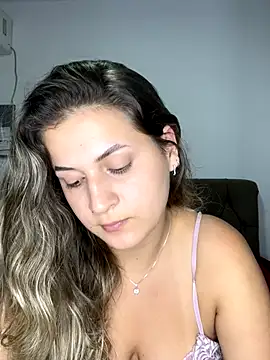 Snapshot of solmartins chatting on 21, 11, 2025 solmartins online show from 21, 11, 2025