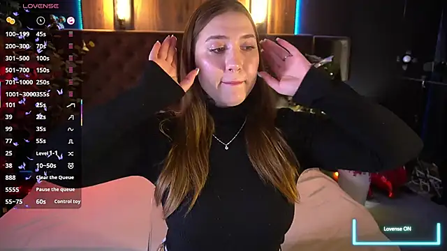 AmiraChase online show from 8, 3, 2026