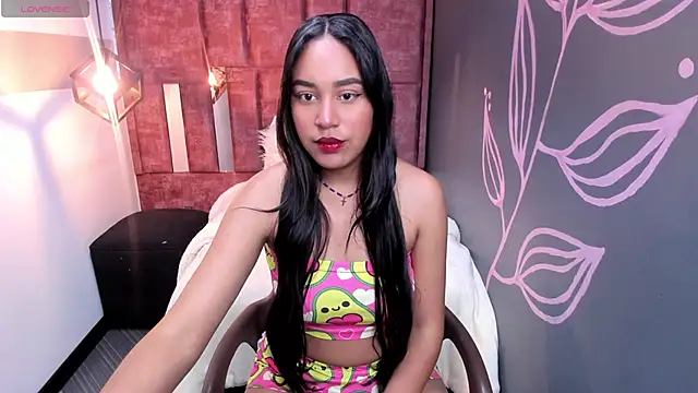 Rachel  Jonees online show from 22, 10, 2025