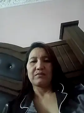 Bigtitsass81 online show from 10, 11, 2025