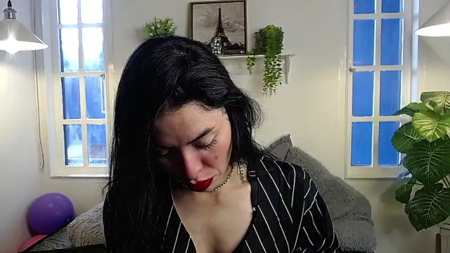 Snapshot of liafaith chatting on 17, 11, 2025 liafaith online show from 17, 11, 2025