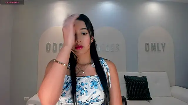 Snapshot of ScarlettBlaze_ chatting on 8, 5, 2026 ScarlettBlaze online show from 8, 5, 2026