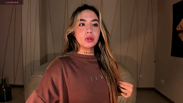 AnnieMonroe1 online show from 5, 11, 2025