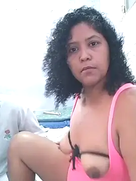 Snapshot of isabel_and_hekler chatting on 22, 11, 2025 isabel and hekler online show from 22, 11, 2025