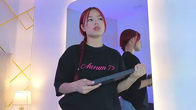 Martinaa Garcia online show from 20, 4, 2026