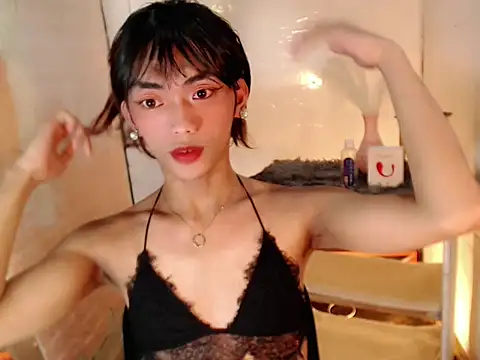 HaileyPresly online show from 16, 4, 2026