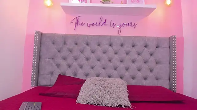 Sophiia 77 online show from 24, 2, 2026