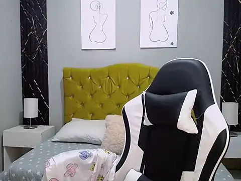 gabyy cute  online show from 29, 4, 2026