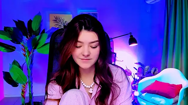 AnaSteisher online show from 22, 11, 2025