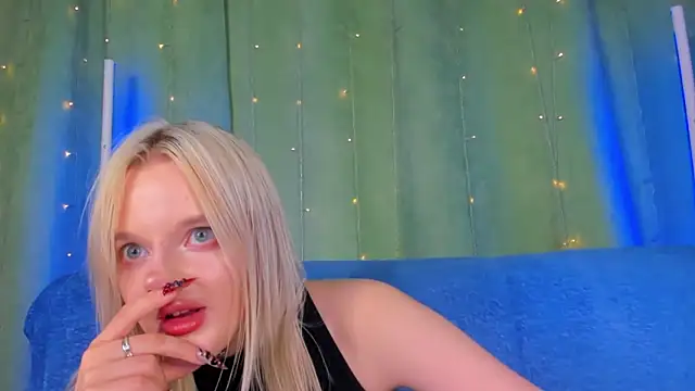 AlessaKiss online show from 3, 6, 2026