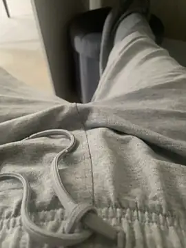 Snapshot of NayaValen chatting on 21, 11, 2025 NayaValen online show from 21, 11, 2025