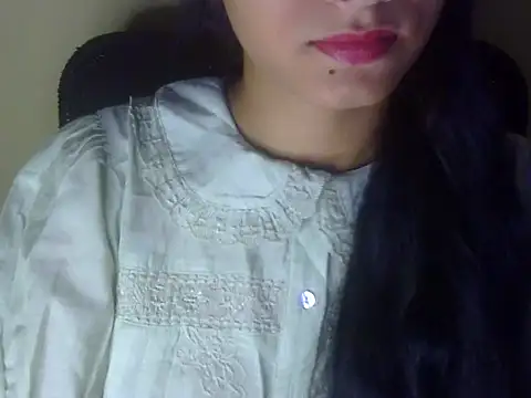 Snapshot of Shezi_N chatting on 13, 7, 2026 Shezi N online show from 13, 7, 2026