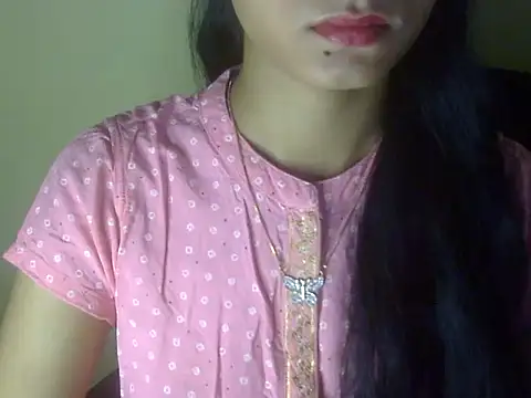 Snapshot of Shezi_N chatting on 17, 7, 2026 Shezi N online show from 17, 7, 2026