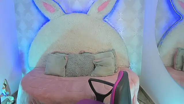 valentina clk online show from 15, 2, 2026