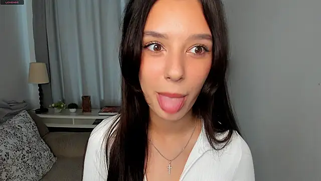 DemetraSadahiro online show from 28, 10, 2025