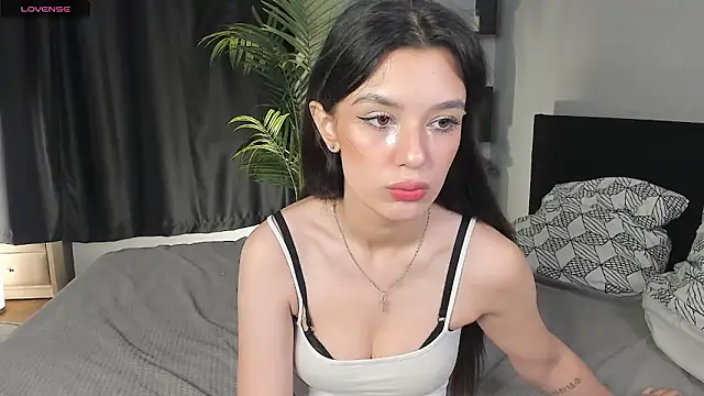 DemetraSadahiro online show from 29, 11, 2025