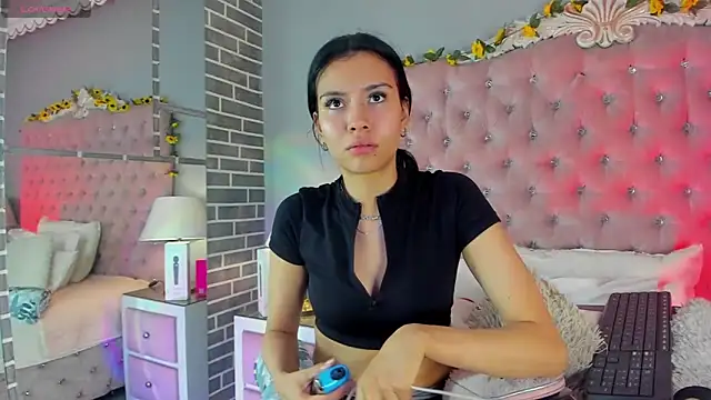 TanyaBello online show from 23, 4, 2026