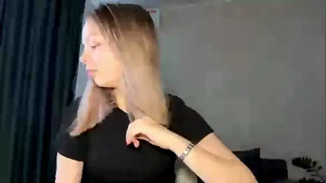 Snapshot of WrithenStub chatting on 13, 11, 2025 WrithenStub online show from 13, 11, 2025